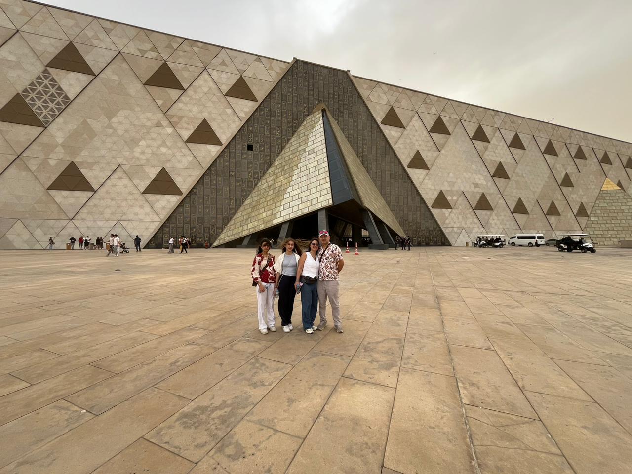 a04d7a70-c335-4cea-b275-d4fc41e5879c